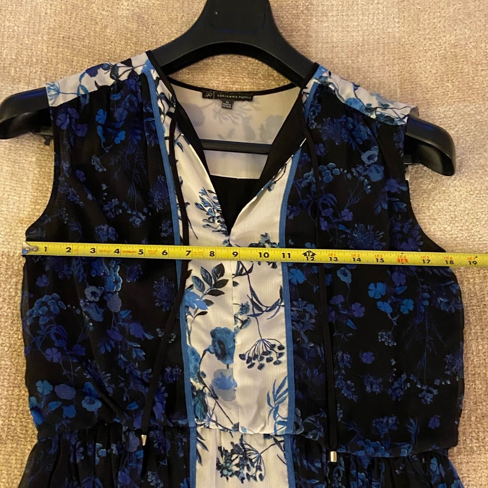 Adrianna Papell Blue White Black Floral Dress - Size M / Medium - Picture 7 of 10
